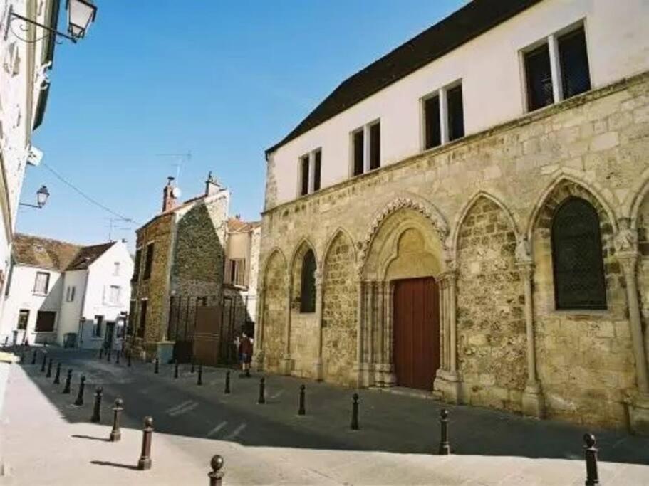 Petite Maison De Ville Au Calme Brie-Comte-Robert Exterior photo